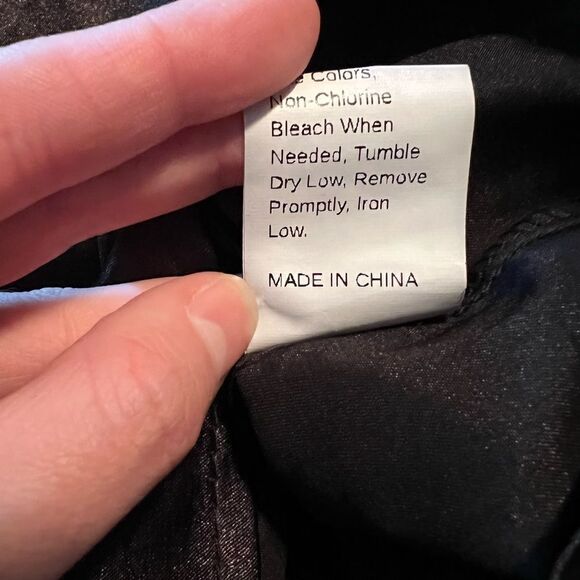 3 for $30! Shein black cropped tank top - Picture 6 of 7